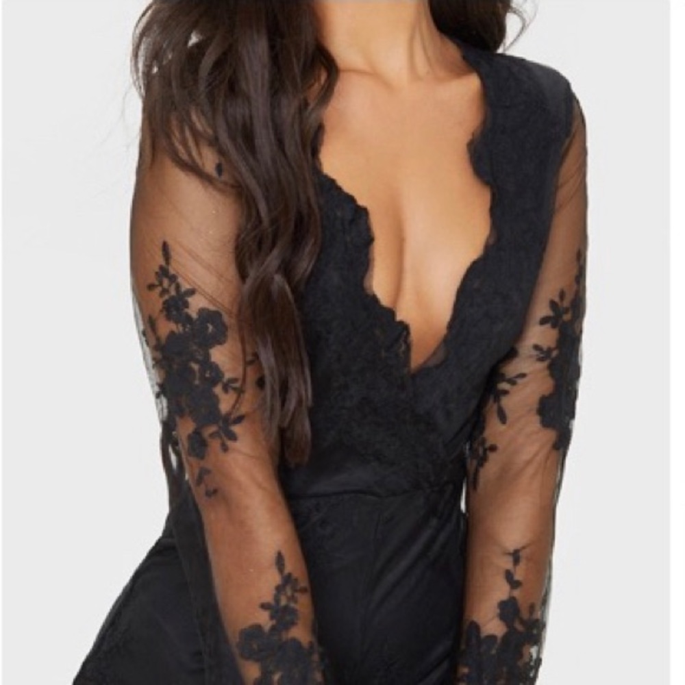 Pretty Little Things Black Lace Romper Size 6